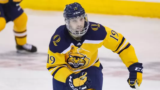 TJ Friedmann Skates After Puck vs. Clarkson