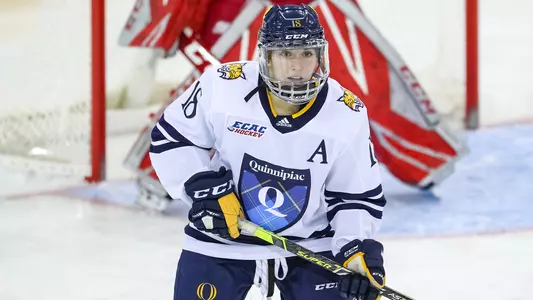Laura Lundblad prepares to receive the puck