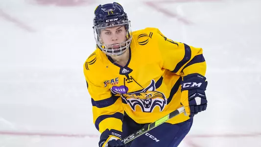 Olivia Mobley skates vs St. Lawrence