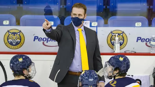 Rand Pecknold Coaching in Mask in 2020-21 Season
