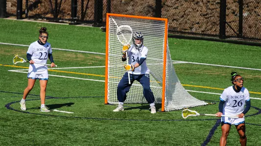 Bobcats Playing Defense vs. Iona