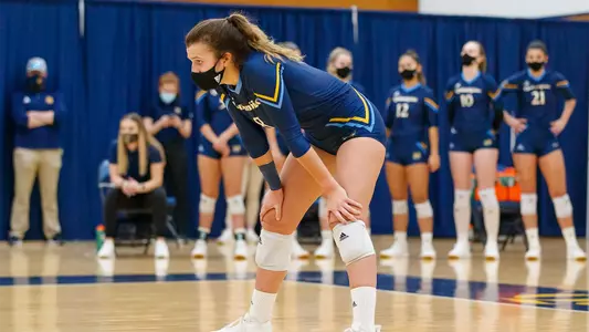 Maggie Baker Waiting for the Serve vs. Canisius