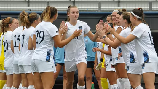 Rebecca Cooke runs through starting lineup line
