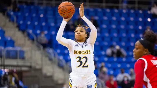Reiven Douglas shoots a free throw
