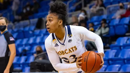 Sajada Bonner surveys the floor