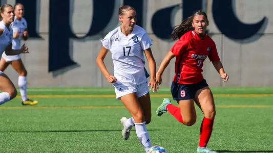 Ella Gagno battles against Stoney Brook