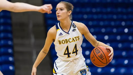 Makenzie Helms sets up the offense vs. Manhattan