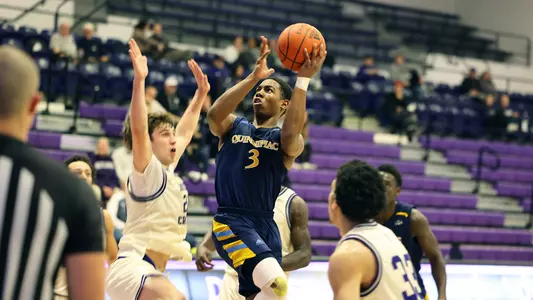 Savion Lewis at Holy Cross (12/7/22)