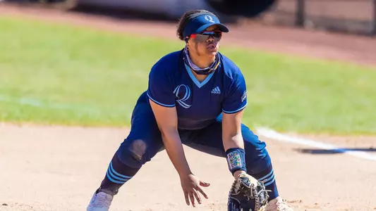 Kayla Thomas prepares for a ground ball