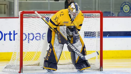 Corinne Schroeder prepares for puck drop