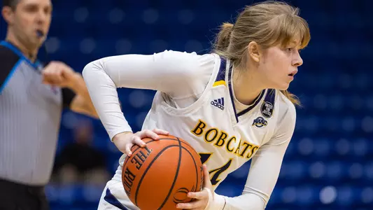 Jillian Casey sizes up a defender