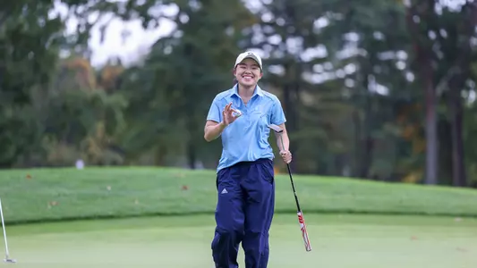 Leeyen Peralta Smiles with ball