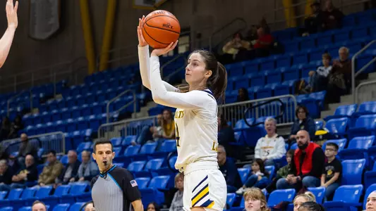 LaBarge Knocks Down a Three