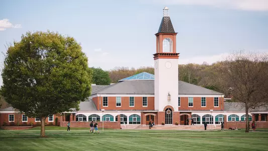 Mount Carmel campus showing the quad area. Copyright Notice: Rich Gilligan @Hello Artists photographed in Spring 2016 for the new branding materials and new EDU website. Usage terms are: Marketing Collateral in perpetuity - e.g.-student guides, annual reports, flyers, brochures, public affairs, web/social media
- 3 years paid media.