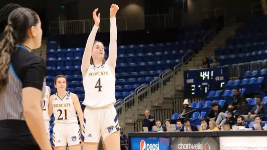 Grace LaBarge knocks down the free throw