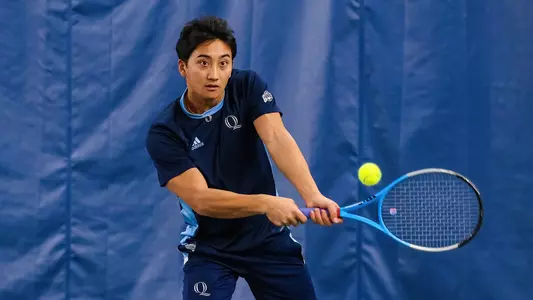 Arakaki Returns Ball