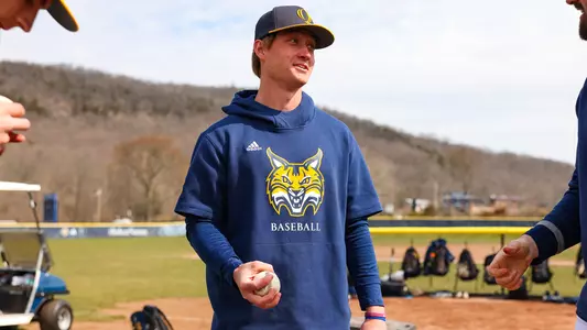 Kevin Seitter on mound