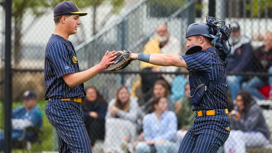 Poncini O'Connor Shake Hands