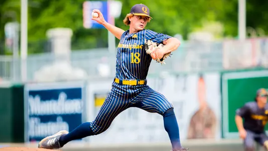 Kevin Seitter pitches