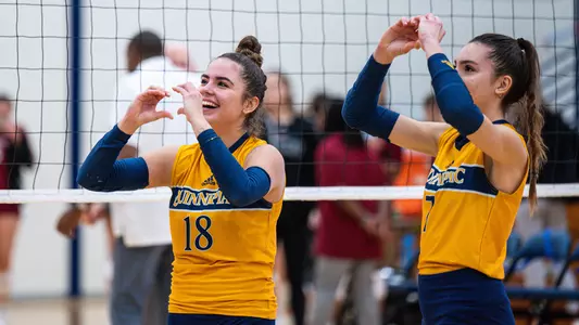 Gunes twins show love to crowd after win