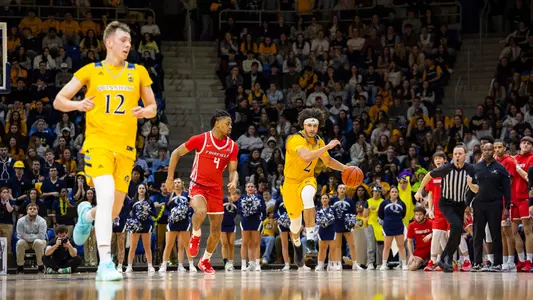 Matt Balanc Dribbles vs. Fairfield in Hamden (2/23/24 on ESPNU)