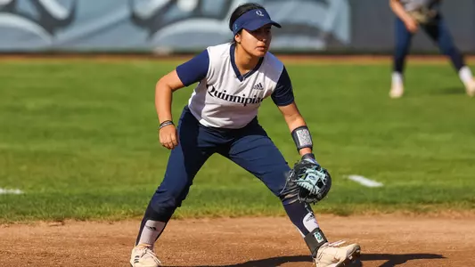 Natalia Apatiga fields a ground ball
