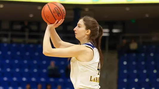 Grace LaBarge vs Marist (3.9)
