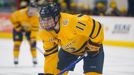 Aaron Schwartz Readies For a Faceoff vs. Stonehill (1/6/25 in Hamden, Conn.)