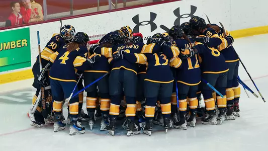 QU WIH huddle pregame vs. Colgate (Jan. 17, 2025)