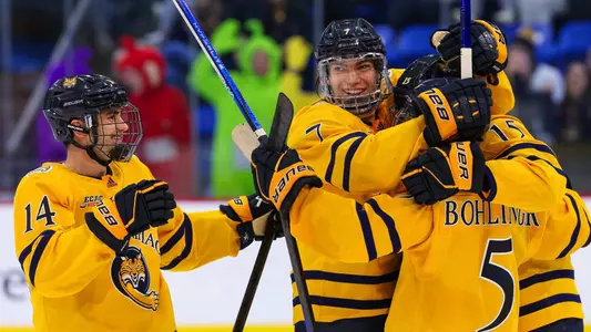 Quinnipiac Celebrates against RPI (12/6 in Hamden, Conn.)