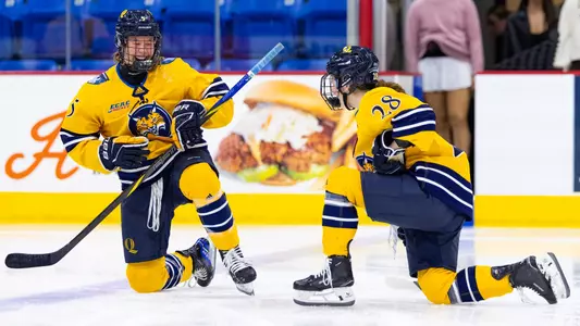 Makayla Watson and Ella Sennick Laugh During Warmups (Sept. 26, 2025 in Hamden, Conn.)