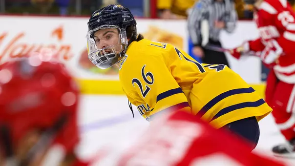 Matthew Lansing Skates Against Boston University (11/15/2025 in Hamden, Conn.)