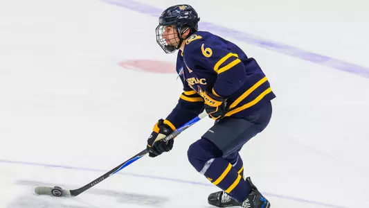 Charlie Leddy Handles the Puck at Yale (Nov. 7, 2025 in New Haven, Conn.)