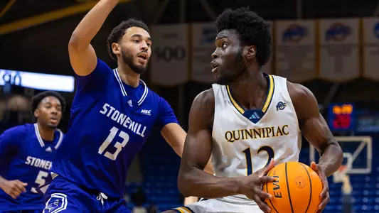 Spence Wewe vs. Stonehill (11/30/25 in Hamden, CT)