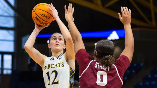 Ella O'Donnell Takes Shot versus Colgate (Nov. 23, 2025 in Hamden, Conn.)