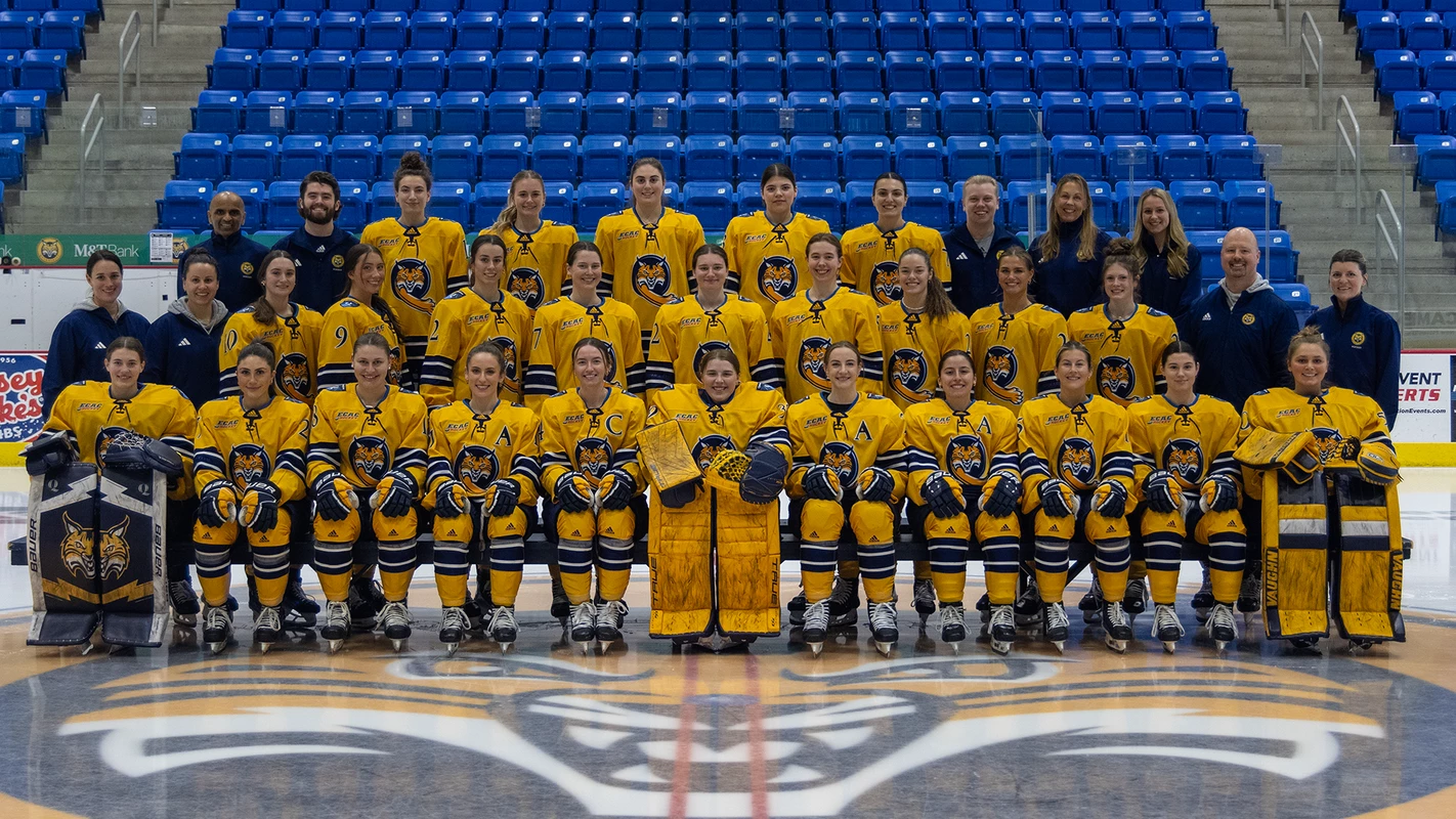 2024-25 Quinnipiac Women's Ice Hockey Team picture