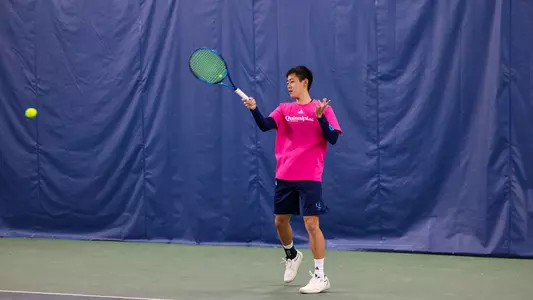 Alex Yang hitting a forehand at NHHR