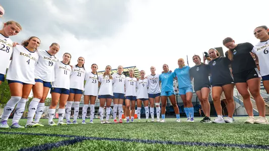 Women's Soccer Full Team Huddle against Syracuse (August 28th, 2025 in Hamden, Conn)