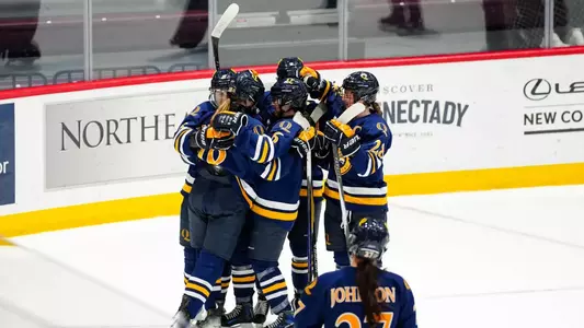 WIH group celebration after Ilsa Lindaman's goal against Union (Oct. 23, 2026 in Schenectady, NY)