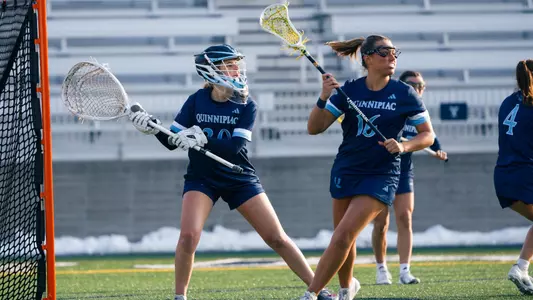 Abby LoNigro and Shannon Alden Eye the Ball at Yale (Feb. 17, 2026 in New Haven, Conn.)