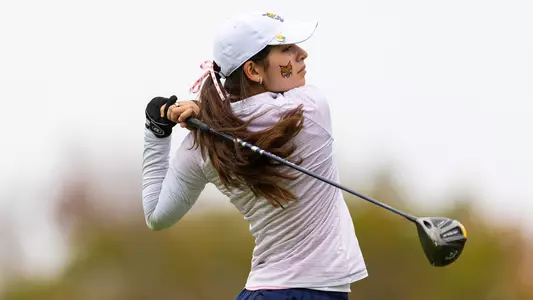 Marisa Flores at Quinnipiac Classic (Oct. 14, 2025 in Wallingford, Conn.)