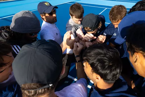 Men's Tennis Huddle vs Marist (April 3, 2026 in Hamden, Conn.)