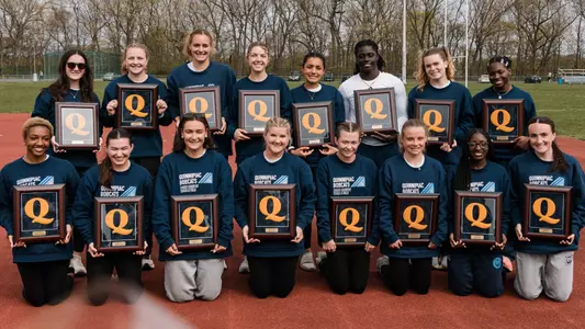 Quinnipiac Seniors Take the Photo After Its Meet at Yale (April 18, 2026 in New Haven, Conn.)