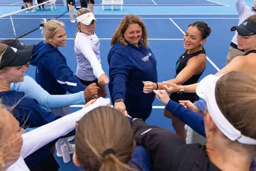 Women's Tennis Group Huddle After Win Against Niagara (April 18, 2026 in Hamden, Conn.)
