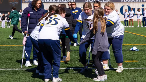 The Goalies Huddle Together During Starting Lineups (April 8, 2026 in Hamden, Conn.)