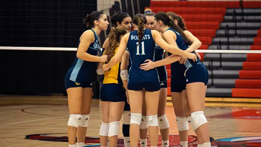 Women's Volleyball Team Huddle at Delaware State (9/4/26)