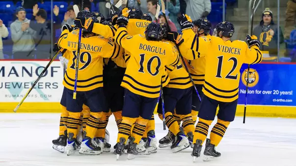 Quinnipiac Celebrates its Win over Maine (Oct. 17, 2025 in Hamden, Conn.)