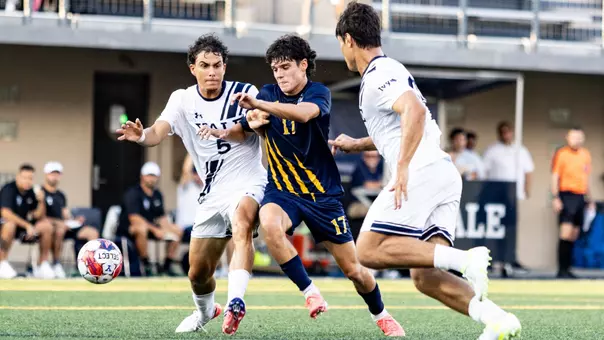 Giovanni Corsetti Splits the Defense against Yale (Aug. 28, 2026 in New Haven, Conn.)
