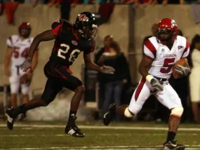 Cajuns Host FAU for Homecoming Image