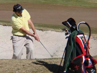 Golf in First After Day 1 of Hal Sutton Image